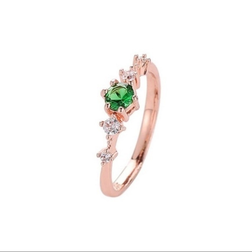 3/$30 💛 Rhinestone Ring - Picture 3 of 3